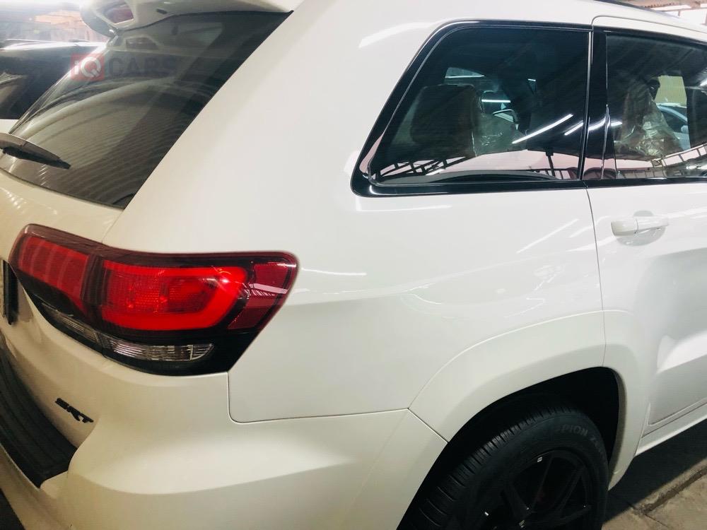 جیپ گراند شیرۆکی